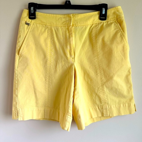 Lizgolf Pants - Lizgolf Bermuda Yellow Women’s 8 Golf Shorts Pockets Style LBMU2377